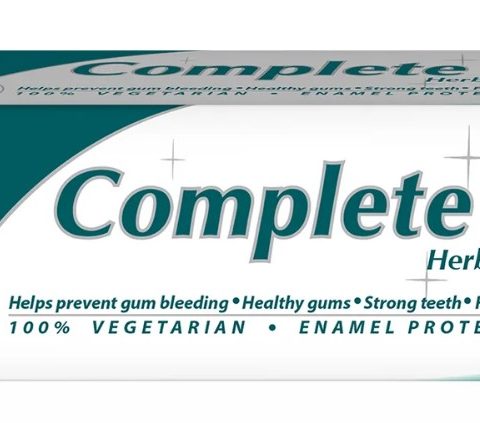 Himalaya Complete Care Herbal Toothpaste - 75 ml.